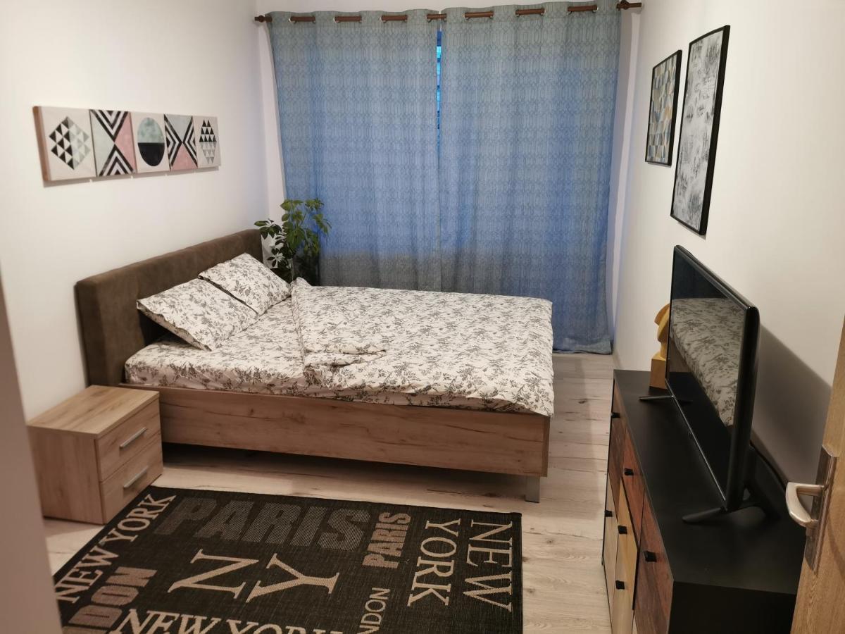 Apartament Downtown Appartamento Cluj-Napoca Esterno foto